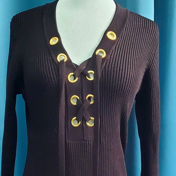 🖤Michael Kors XL Ribbed Lace-Up Black & Gold Sweater Dress - Bell Sleeves 🖤 - Picture 3 of 7